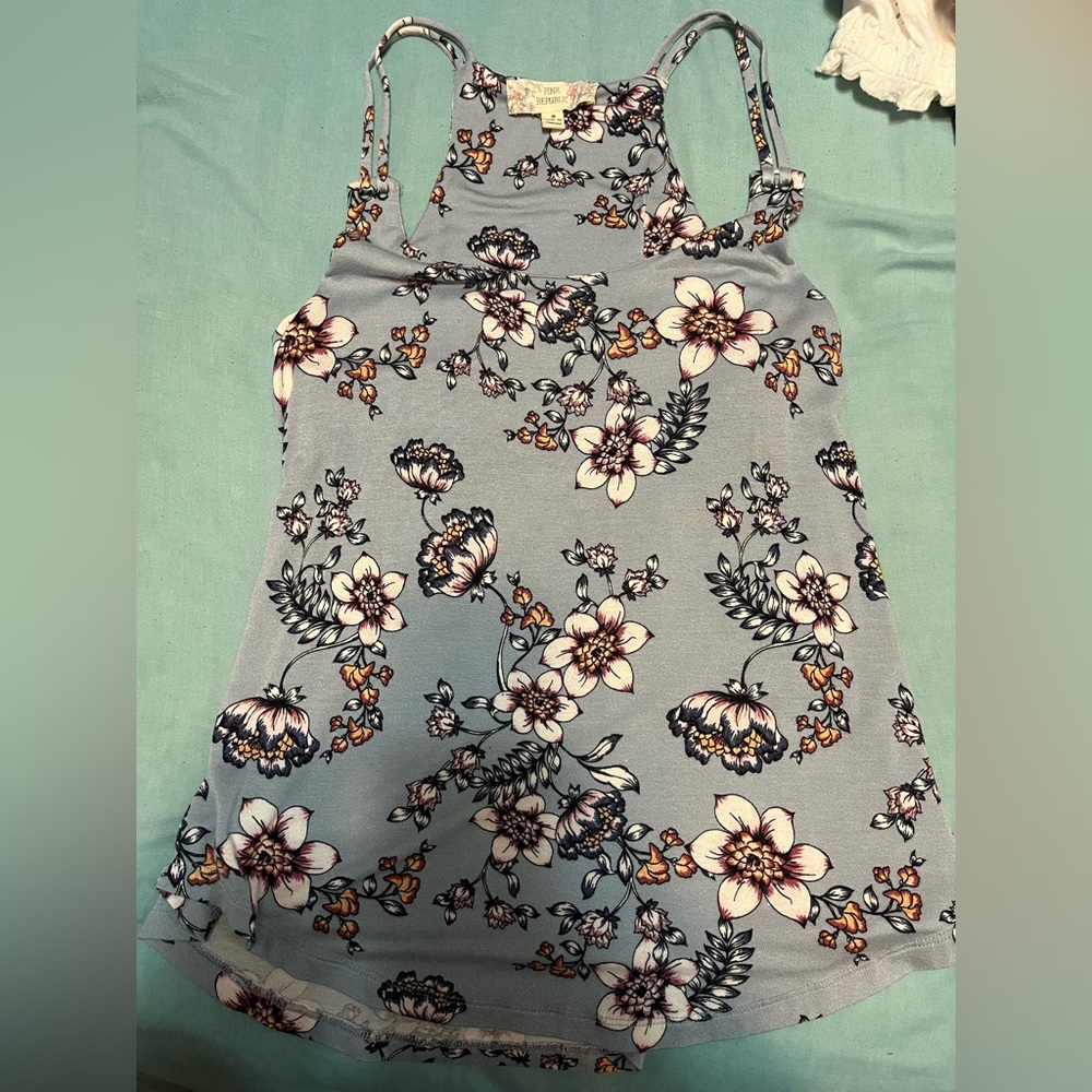 Pink republic tank tops size small